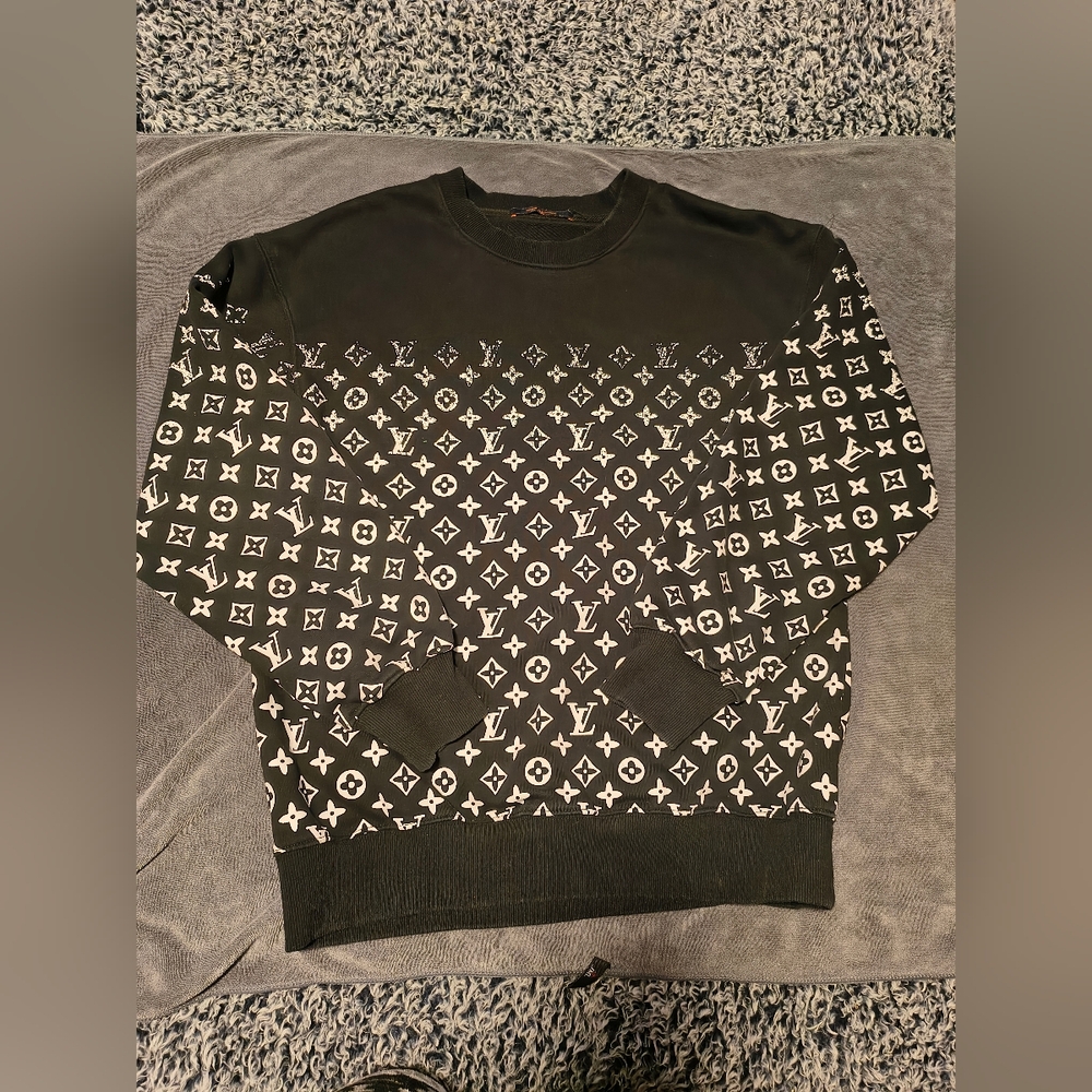 Men's Black Designer Sweater - Picture 2 of 9